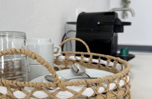Pyrgos Apartment | LOFT KAVES POOL AND BAR SUITES - ΜΟΝΑΔΙΚΟ ΘΟΛΩΤΟ ΠΑΤΑΡΙ ΜΕ ΚΥΚΛΑΔΙΤΙΚΗ ΑΙΣΘΗΤΙΚΗ