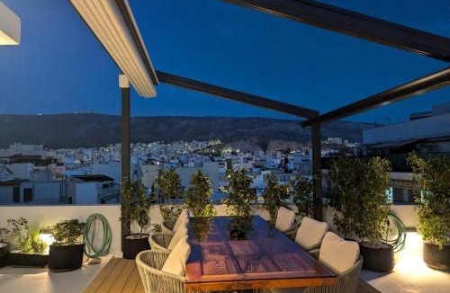Vyronas Apartment | Loft with Panoramic View near the center of Athens