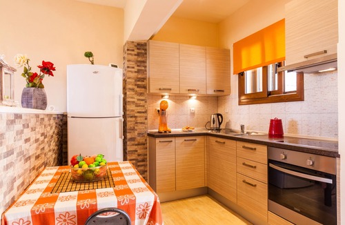 Paramonas Hotel | Loukia Luxury Apartments