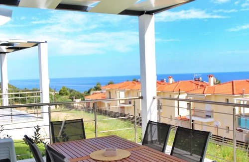 Kassandra House | LOUTRA VILLAS