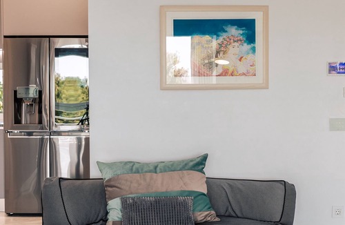Vouliagmeni Apartment | Lovely 1 Bedroom apartment in Vouliagmeni