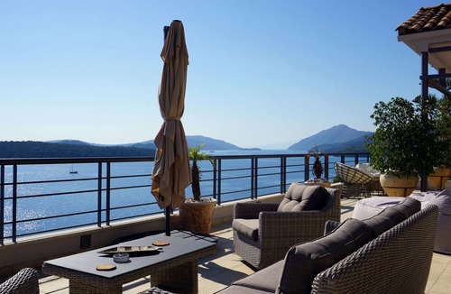 Perigiali House | Luxuriöse Ferienvilla für 8 Personen by Interhome