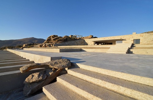 Ios Villa | Luxuriöse Höhlenvilla Aetos in Mylopotas, Ios, mit 4 großzügigen Schlafzimmern mit Bad