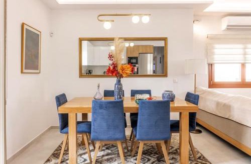 Gazi Apartment | Luxury Four Season Villa by the sea