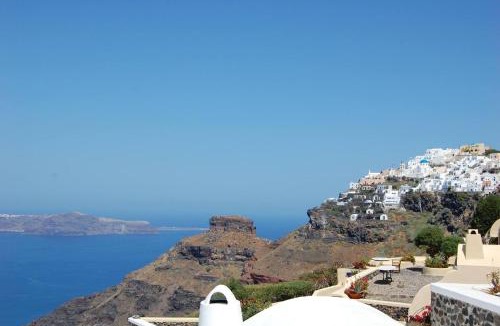 Finikia Villa | Luxury Santorini Villa Villa Elysian Tessera Private Pool 1 Bedroom