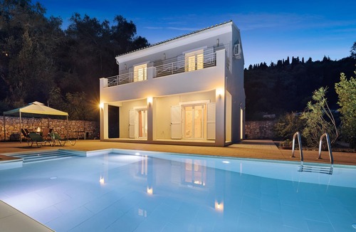 Agios Stefanos Villa | Luxury villa, heated pool, secluded in Saint Stefanos Sinies
