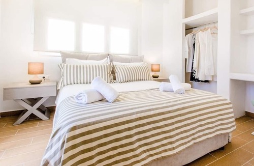Kokkini Chani Villa | Luxury Villa Bella Elena by Estia