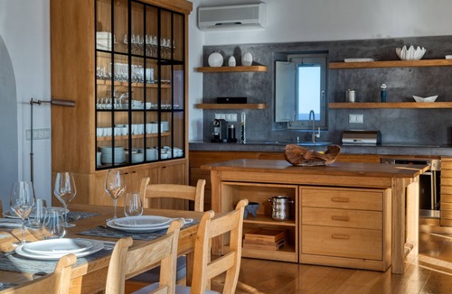 Paraga House | LUXURY VILLA CAVO11 ECHOES MYKONOS ISLAND LIFESTYLE!