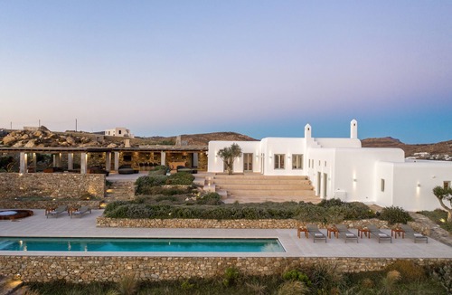 Paraga House | LUXURY VILLA CAVO11 ECHOES MYKONOS ISLAND LIFESTYLE!