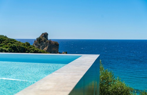 Pentati House | Luxury Villa Feroula