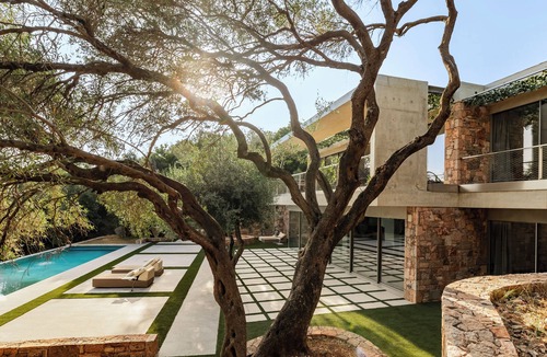 Pentati Villa | Luxury Villa Rocnrolla