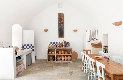 Milopotamos House | Magical centuries-old house sleep10