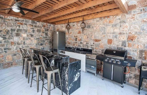 Elounda Villa | Magnificent Crete Villa | Villa Iris | 6 Bedrooms | Direct Access to Beach