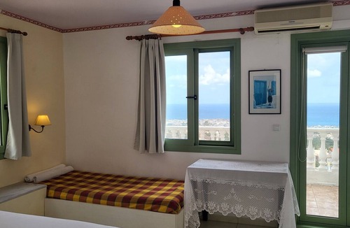 Piskopiano House | Magnificent View nice double room with shared pool and Ac