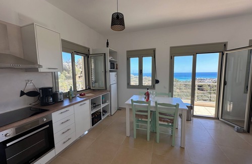 Pefki Villa | Maison Bord de mer Avec Piscine Privée