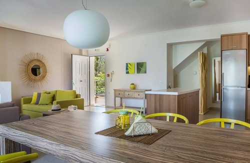 Karavomylos Apartment | Maisonette Hibiscus - Meliti