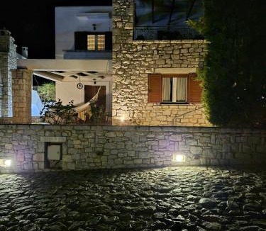 Mavrovouni Apartment | Malvazios Villas with sea breeze