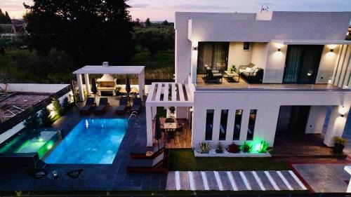 Agrilia Villa | Mamica Luxury Villa