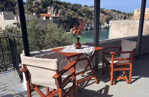 East Mani Apartment | Mani s Secret Cove Suite Next To The Sea