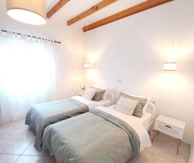 Ipsos Apartment | Manolia Apartments