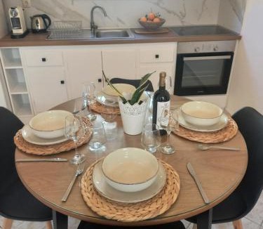 Ipsos Apartment | Manolia Apartments