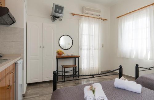 Perivolos Apartment | Margarita