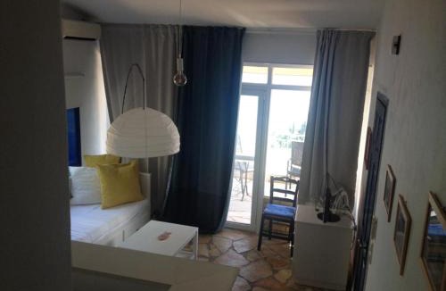 Gimari House | Maria Corfu Loustri