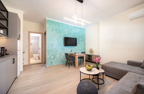 Tingaki House | Maria’s Beach Light Stay - Near the Sea