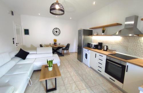 Alepou Apartment | Marios Family House 1