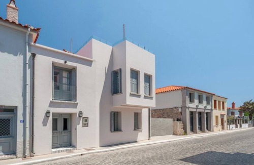 Myrina Apartment | Marjoran Room - Limnos Experience