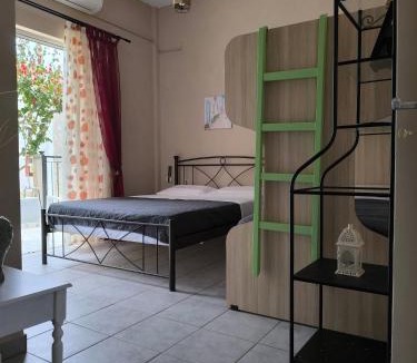 Zarakas Apartment | Mary's house