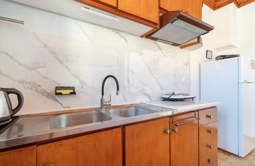 Nidri Apartment | Mati Sea View Apartment with Sea View, Wi-Fi, and Air Conditioning