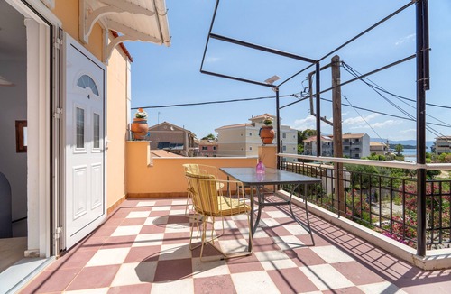 Nidri Apartment | Mati Sea View Apartment with Sea View, Wi-Fi, and Air Conditioning