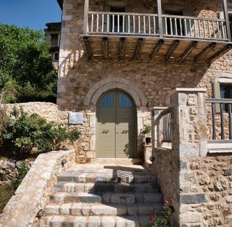 Trikolonoi Hotel | Miglari