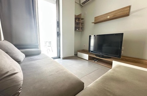 Aigaleo Apartment | Minimal City Retreat in Western Athens