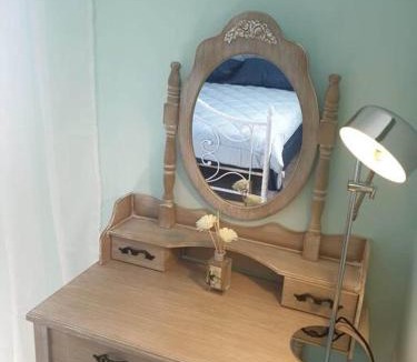 Peroulades House | Minty escape house
