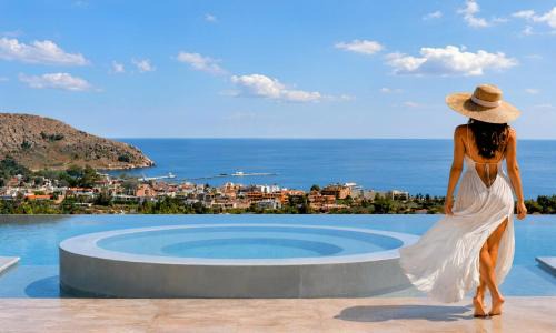 Mathes Villa | Mistral Suite Heated Pool