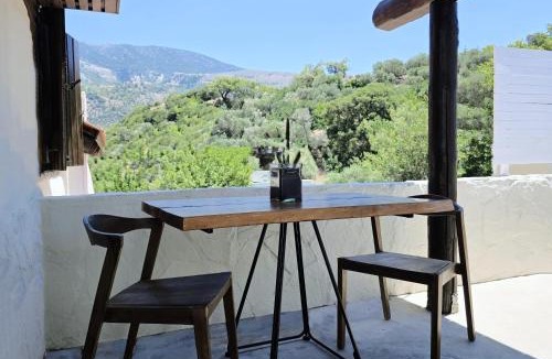 Moni Hotel | Monastery Estate Guesthouse