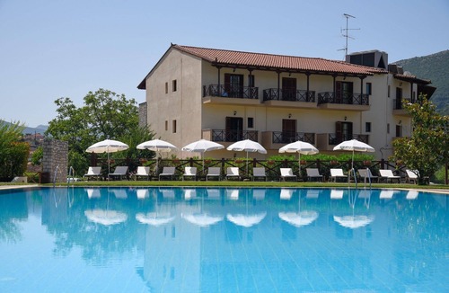 Klitoria Hotel | Mont Helmos Hotel