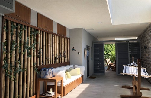 Koutsouras Condo | Moonlight villa condo at water's edge