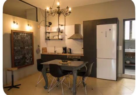Mytilene Apartment | Moonstone house B
