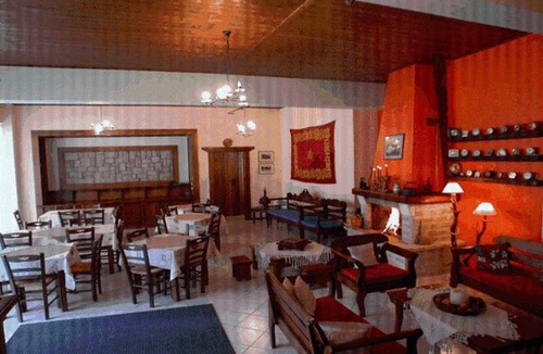 Karpenisi House | Morfeas