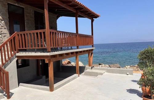 Derveni House | Muralis Mare Seaside Villa with Sea View, Wi-Fi, and Air Conditioning