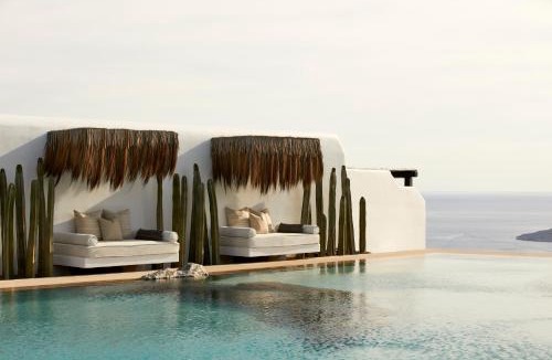 Xilokeratidi Hotel | Myconian Panoptis Escape, a member of Small Luxury Hotels of the World