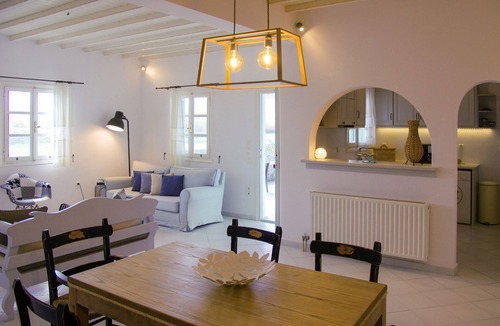 Ano Mera Villa | Mykonos Relaxing Cycladic Villa private parking