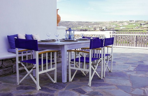 Ano Mera Villa | Mykonos Relaxing Cycladic Villa private parking