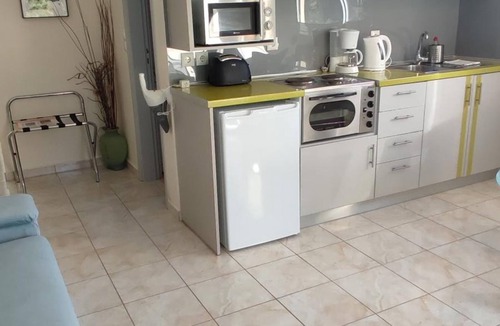 Dhrakata Apartment | Myrtos Cottages Ourania