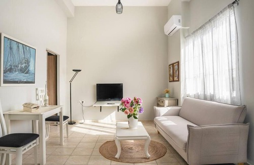 Malevizi House | Namaste
