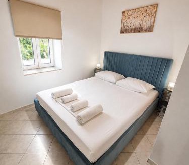 Vlachopoulatika Apartment | Nature's Nook Paxos