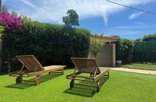 Nea Makri House | Nea Makri Holiday Villa Authentic Greek Retreat